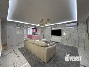 Таунхаус 265м², 3-этажный, на длительный срок,