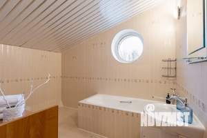 Дом 380м², 3-этажный, посуточно,