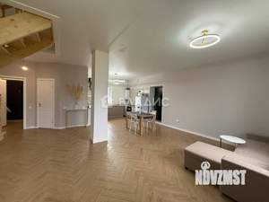 Дом 109м², 2-этажный, на длительный срок,