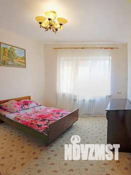 Дом 200м², 2-этажный, посуточно,