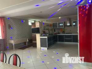 Дом 300м², 2-этажный, посуточно,