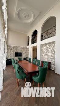 Дом 400м², 4-этажный, посуточно,