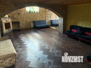 Дом 300м², 2-этажный, посуточно,