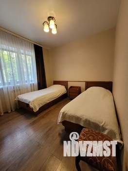 Дом 240м², 3-этажный, посуточно,