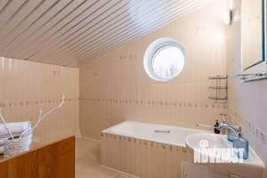 Дом 380м², 3-этажный, посуточно,