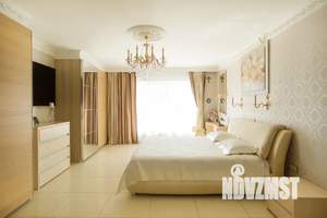 Дом 200м², 3-этажный, посуточно,