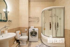 Дом 380м², 3-этажный, посуточно,