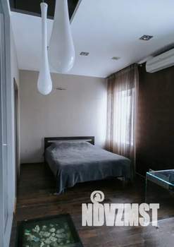 Дом 500м², 3-этажный, посуточно,