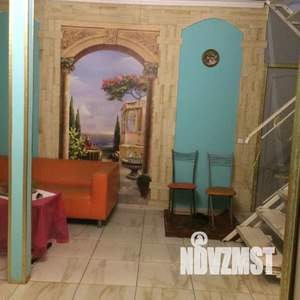 Дом 240м², 2-этажный, посуточно,