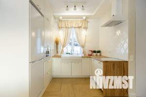 Дом 140м², 2-этажный, посуточно,