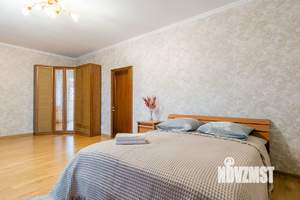 Дом 380м², 3-этажный, посуточно,