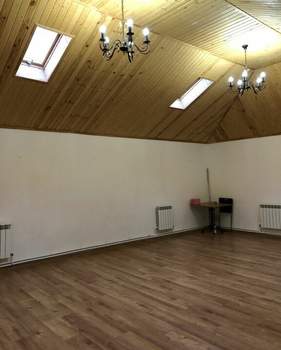 Дом 150м², 3-этажный, на длительный срок,