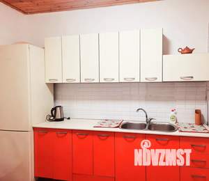 Дом 200м², 3-этажный, посуточно,