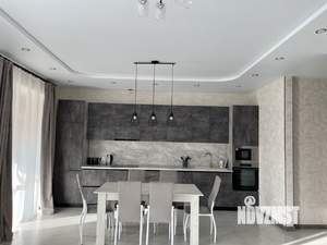 Дом 130м², 2-этажный, посуточно,