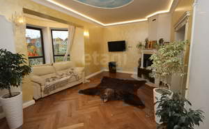 Дом 366м², 3-этажный, участок 18 сот.