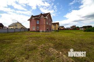 Дом 318м², 3-этажный, участок 20 сот.