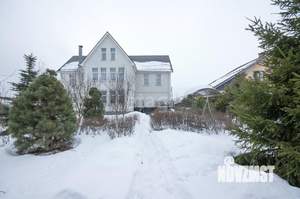 Дом 600м², 3-этажный, участок 20 сот.