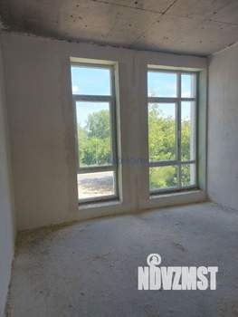 Таунхаус 226м², 3-этажный, участок 4 сот.