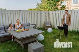 Таунхаус 140м², 3-этажный, участок 2 сот.