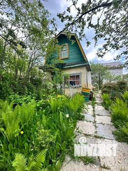 Дом 36м², 2-этажный, участок 6 сот.