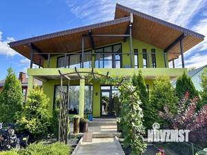 Дом 293м², 2-этажный, участок 13 сот.