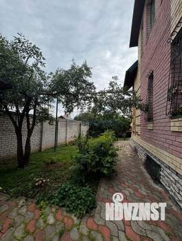 Дом 345м², 3-этажный, участок 10 сот.