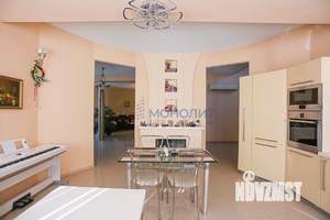 Дом 594м², 3-этажный, участок 12 сот.