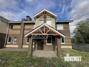 Таунхаус 242м², 3-этажный, участок 5 сот.