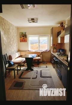 Дом 80м², 2-этажный, участок 4 сот.