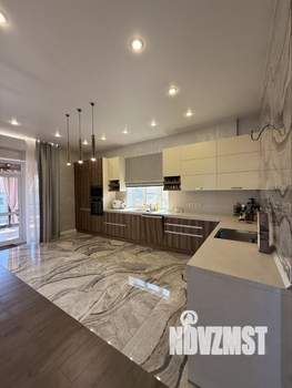 Дом 190м², 2-этажный, участок 10 сот.