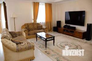 Коттедж 730м², 4-этажный, участок 20 сот.