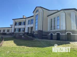 Дом 1604м², 2-этажный, участок 30 сот.