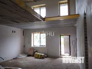 Таунхаус 150м², 3-этажный, участок 2 сот.