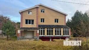 Дом 544м², 3-этажный, участок 15 сот.