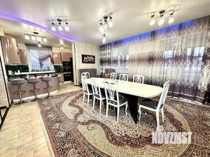 Коттедж 411м², 3-этажный, участок 6 сот.