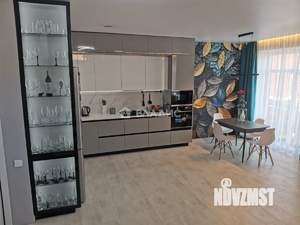 Дом 250м², 3-этажный, участок 5 сот.