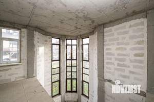 Дом 400м², 3-этажный, участок 10 сот.