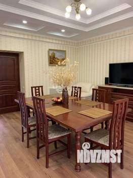 Дом 315м², 2-этажный, участок 10 сот.