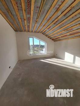 Дом 140м², 2-этажный, участок 5 сот.