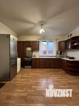 Дом 84м², 2-этажный, участок 7 сот.