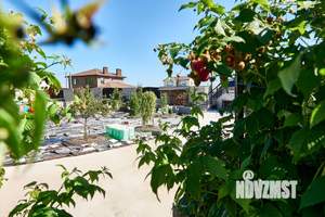 Коттедж 536м², 3-этажный, участок 25 сот.