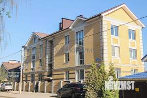 Дом 888м², 4-этажный, участок 5 сот.