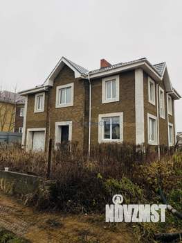 Коттедж 206м², 2-этажный, участок 10 сот.