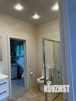 Дом 260м², 2-этажный, участок 8 сот.