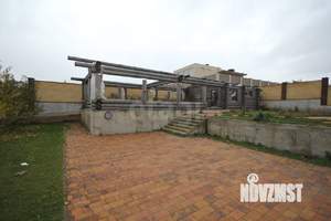 Дом 366м², 3-этажный, участок 18 сот.