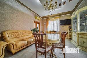 Дом 357м², 3-этажный, участок 6 сот.