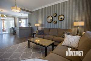 Коттедж 226м², 2-этажный, участок 10 сот.