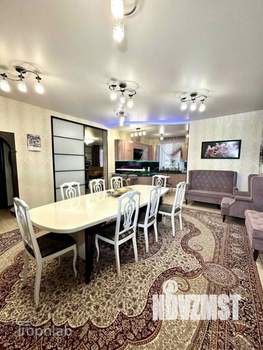 Коттедж 411м², 3-этажный, участок 6 сот.