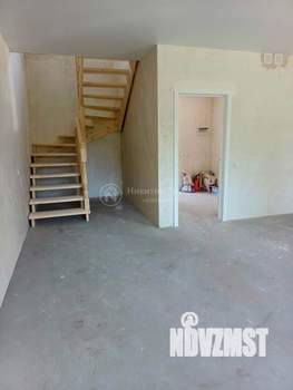 Дом 101м², 2-этажный, участок 5 сот.