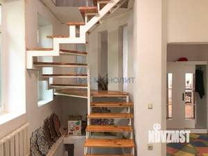 Дом 211м², 2-этажный, участок 6 сот.